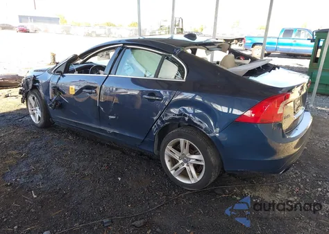 2014 Volvo S60 T5 z USA, uszkodzony, nr VIN YV1612FS3E2271670